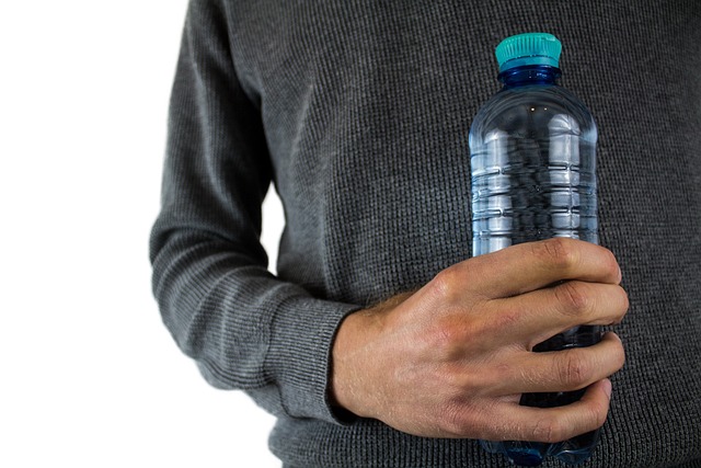 Botellas de agua personalizadas para público interno