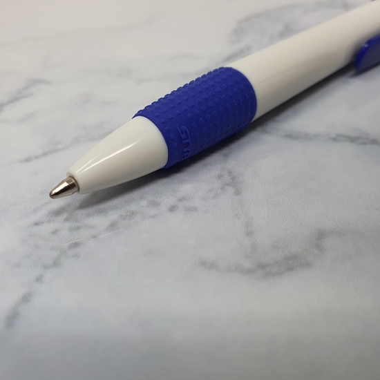 Bolígrafo Ipanema
Color azul y blanco